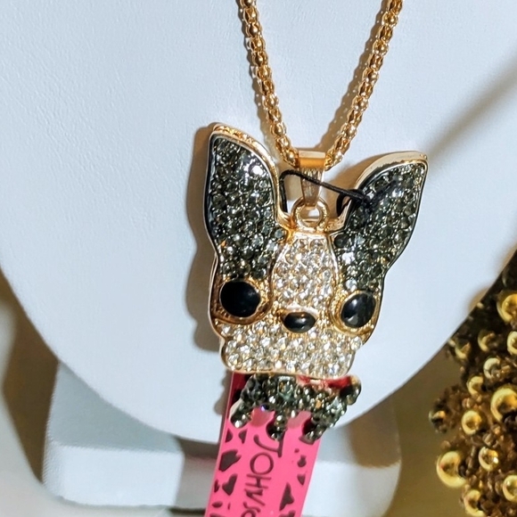 Betsey Johnson Sparkling Dog Pendant Necklace - Picture 1 of 2